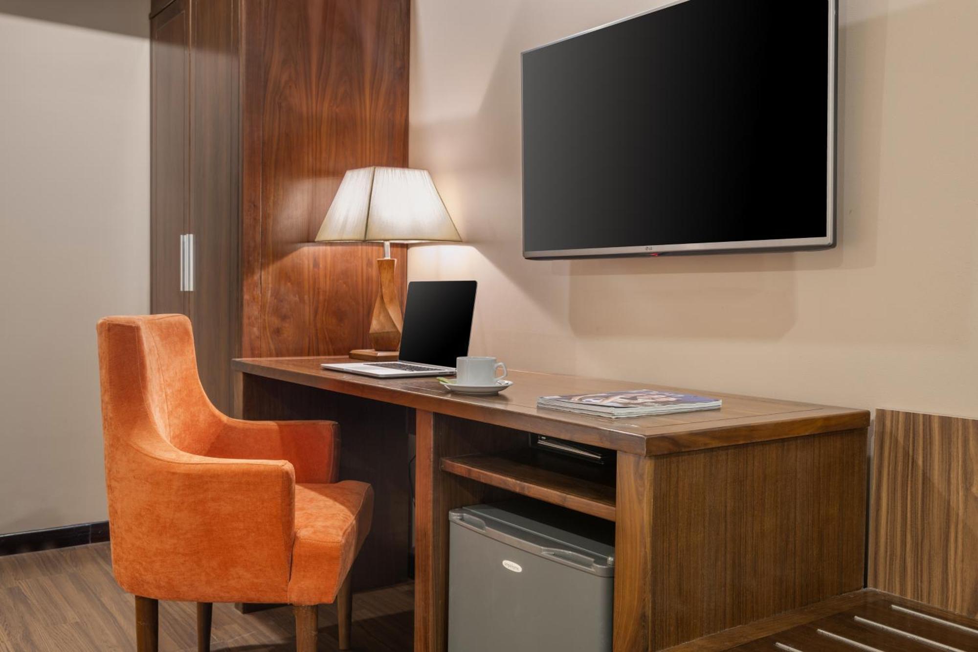 Yarra Ocean Suites Danang Екстериор снимка