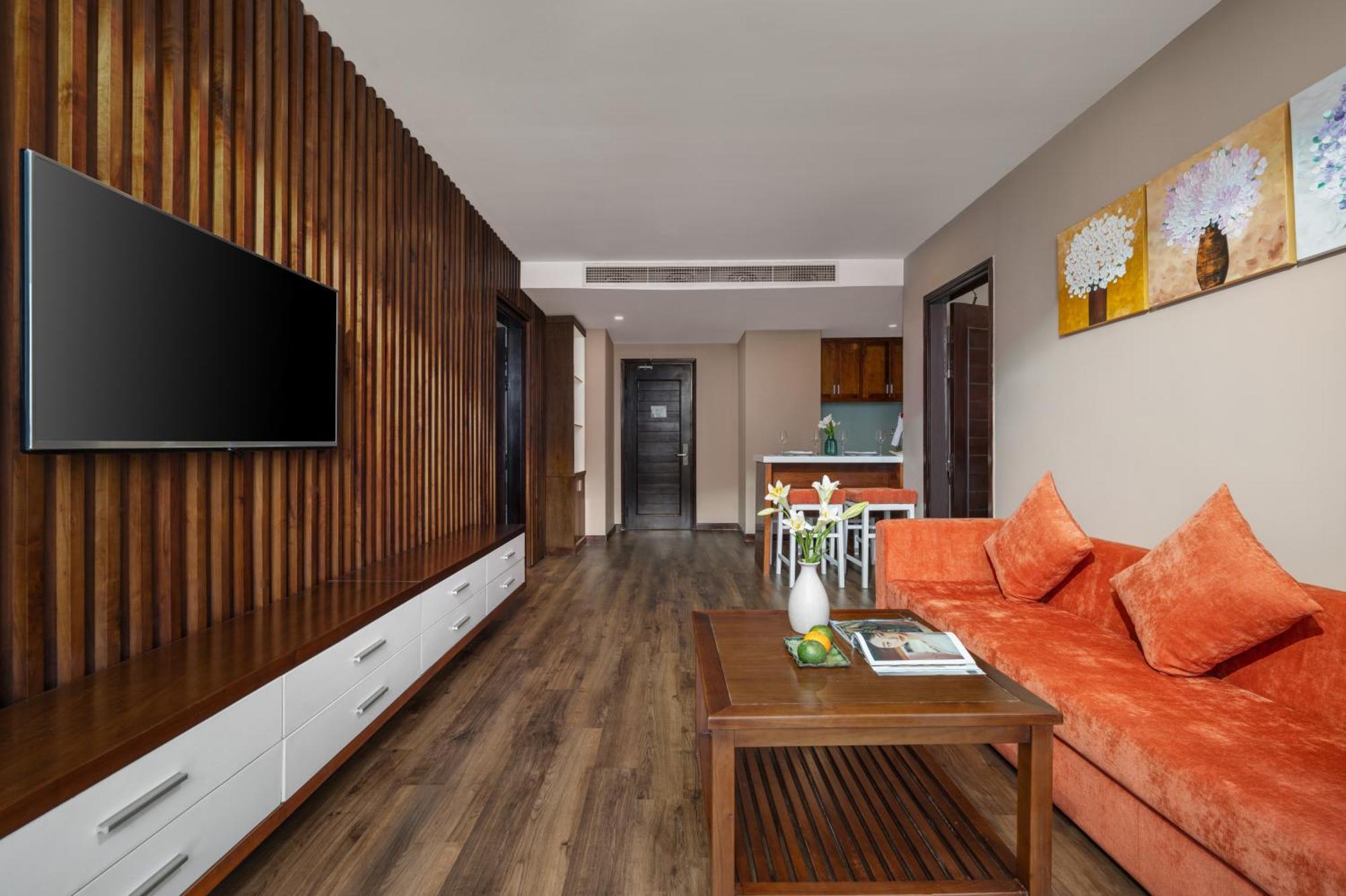 Yarra Ocean Suites Danang Екстериор снимка
