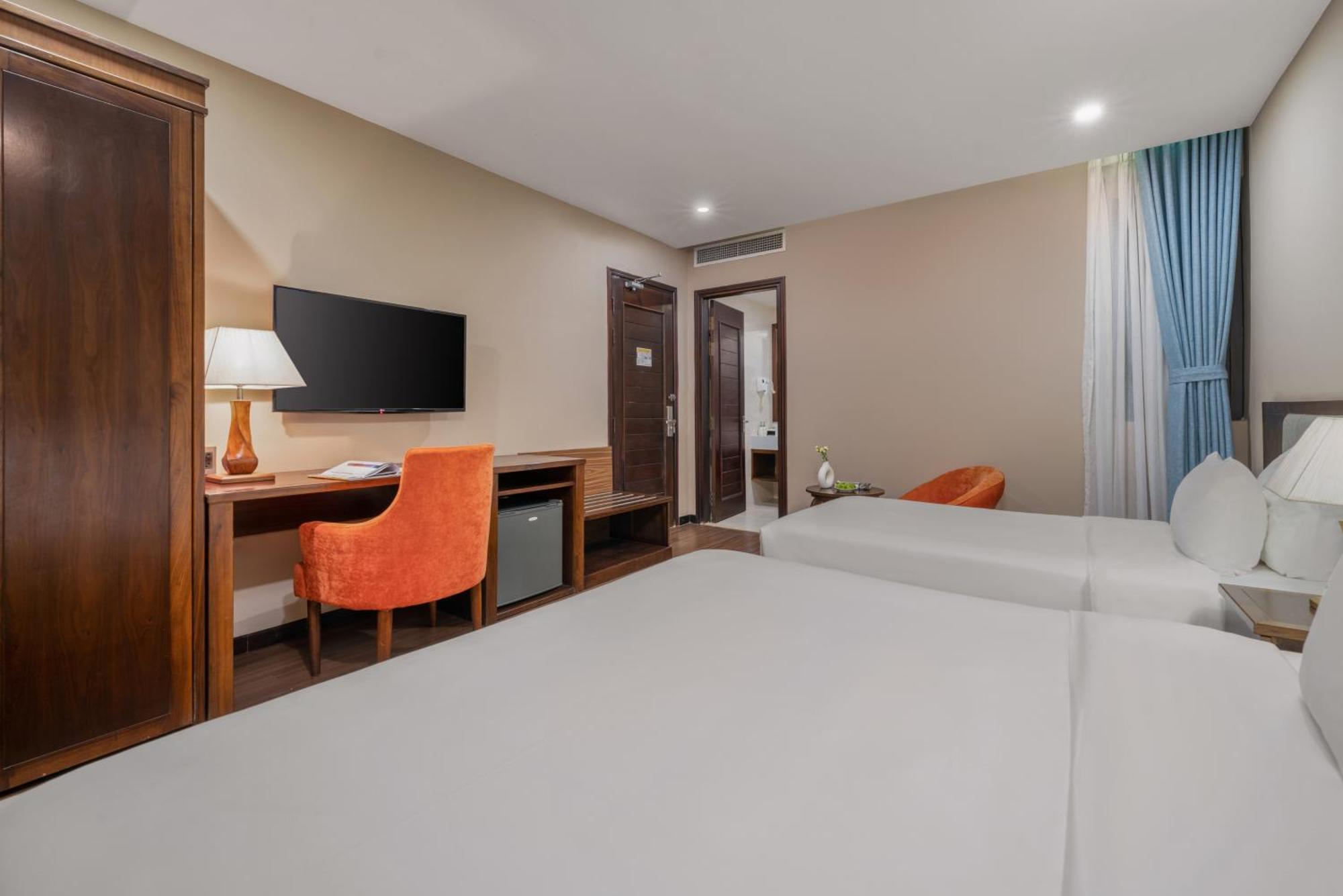 Yarra Ocean Suites Danang Екстериор снимка