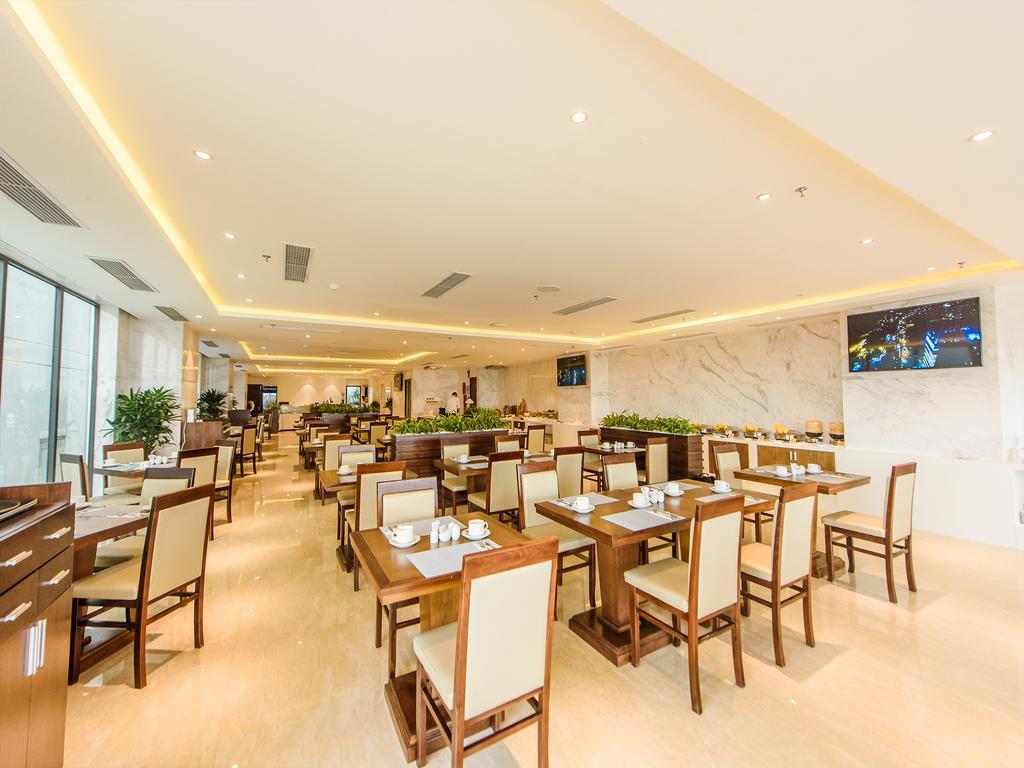 Yarra Ocean Suites Danang Екстериор снимка