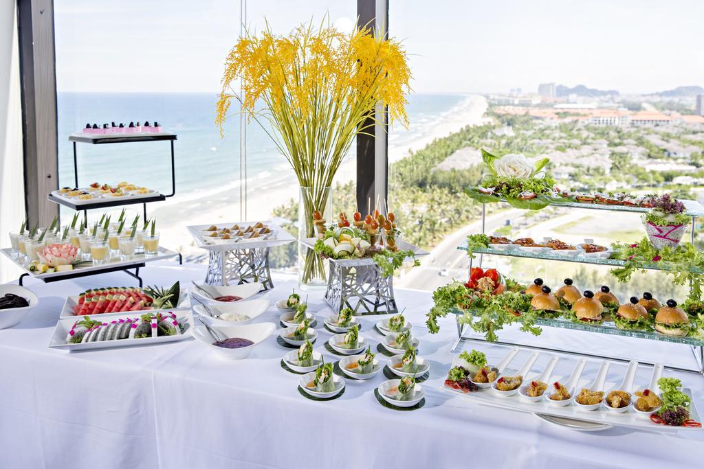 Yarra Ocean Suites Danang Екстериор снимка